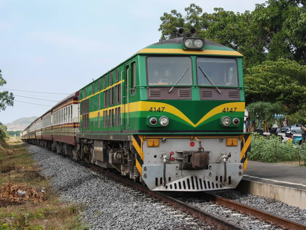 Chiang Mai to Vang Viang: a travelers train trip