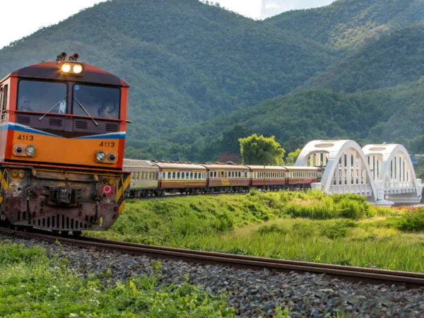 Booking the train from Vang vieng to Chiang rai
