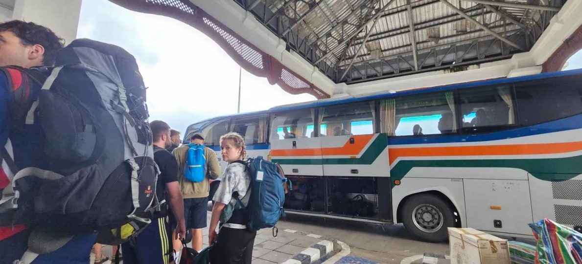 Bus from Chiang Rai to Luangprabang