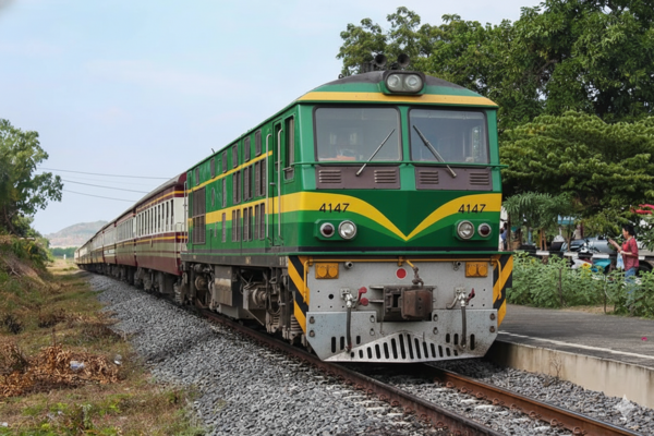 Chiang Mai to Vang Viang: a travelers train trip