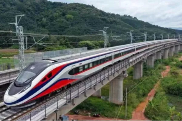 Chiang Rai to Vientiane: By Train