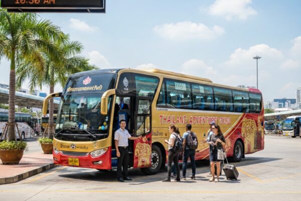 Traveling Tour: A Bus from Houay Xai to Chiang Rai